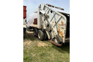 2004 GMC C8  Truck-Other